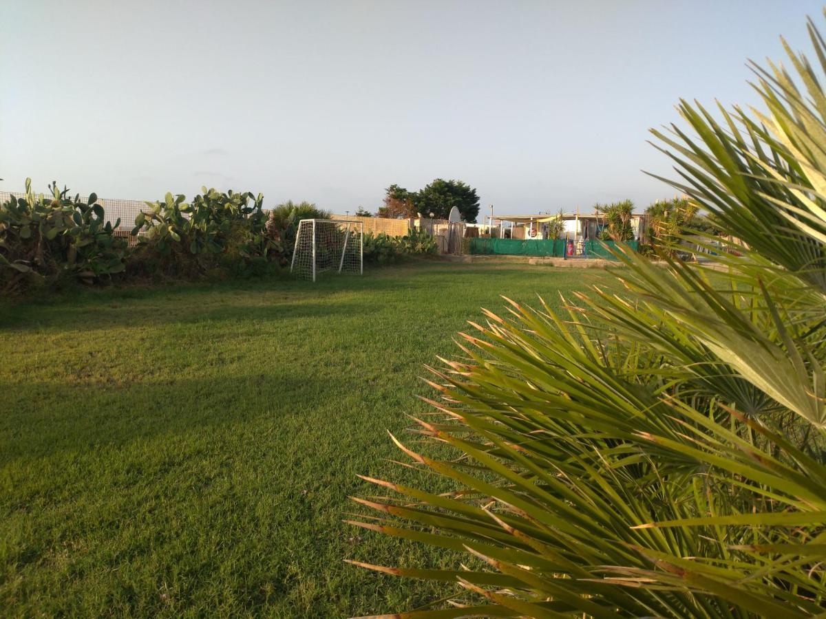 Villa Teti - Sicilia Campofelice Di Roccella Bagian luar foto