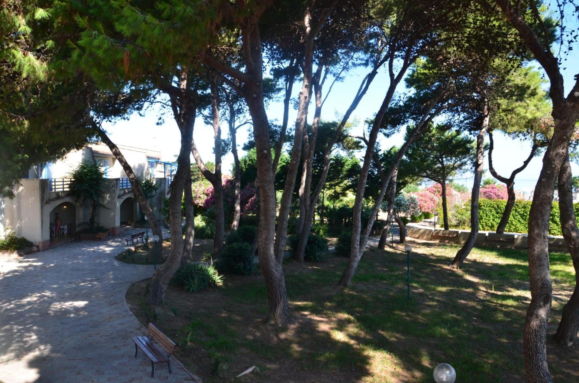 Villa Teti - Sicilia Campofelice Di Roccella Bagian luar foto