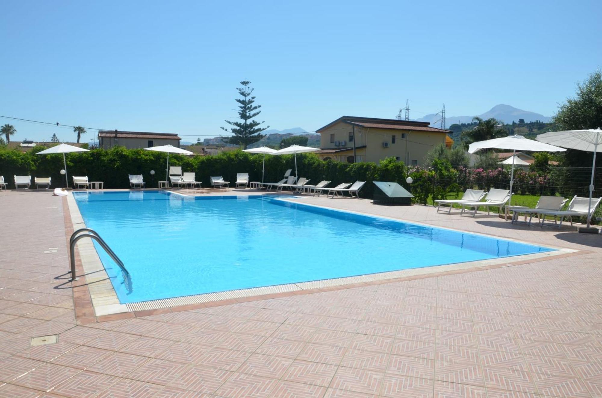 Villa Teti - Sicilia Campofelice Di Roccella Bagian luar foto